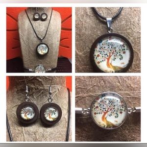 Handmade 3pc Tree of Life Jewelry Set in a dark wooden pendant